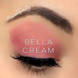 Shadowsense by Senegence. Shade: Bella Cream. NWT.